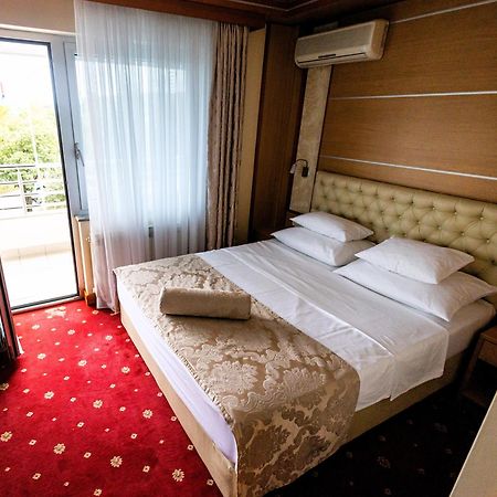 Hotel Cezar 바냐루카 외부 사진
