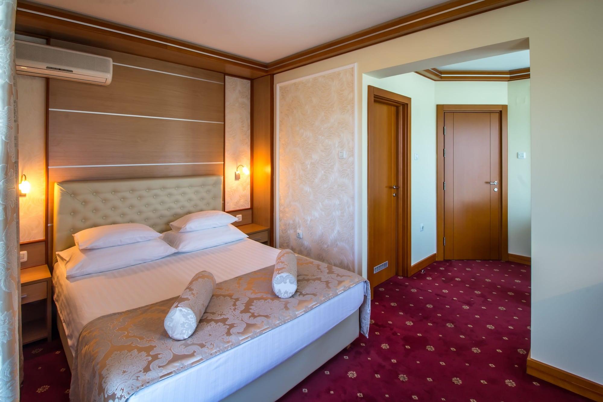 Hotel Cezar 바냐루카 외부 사진