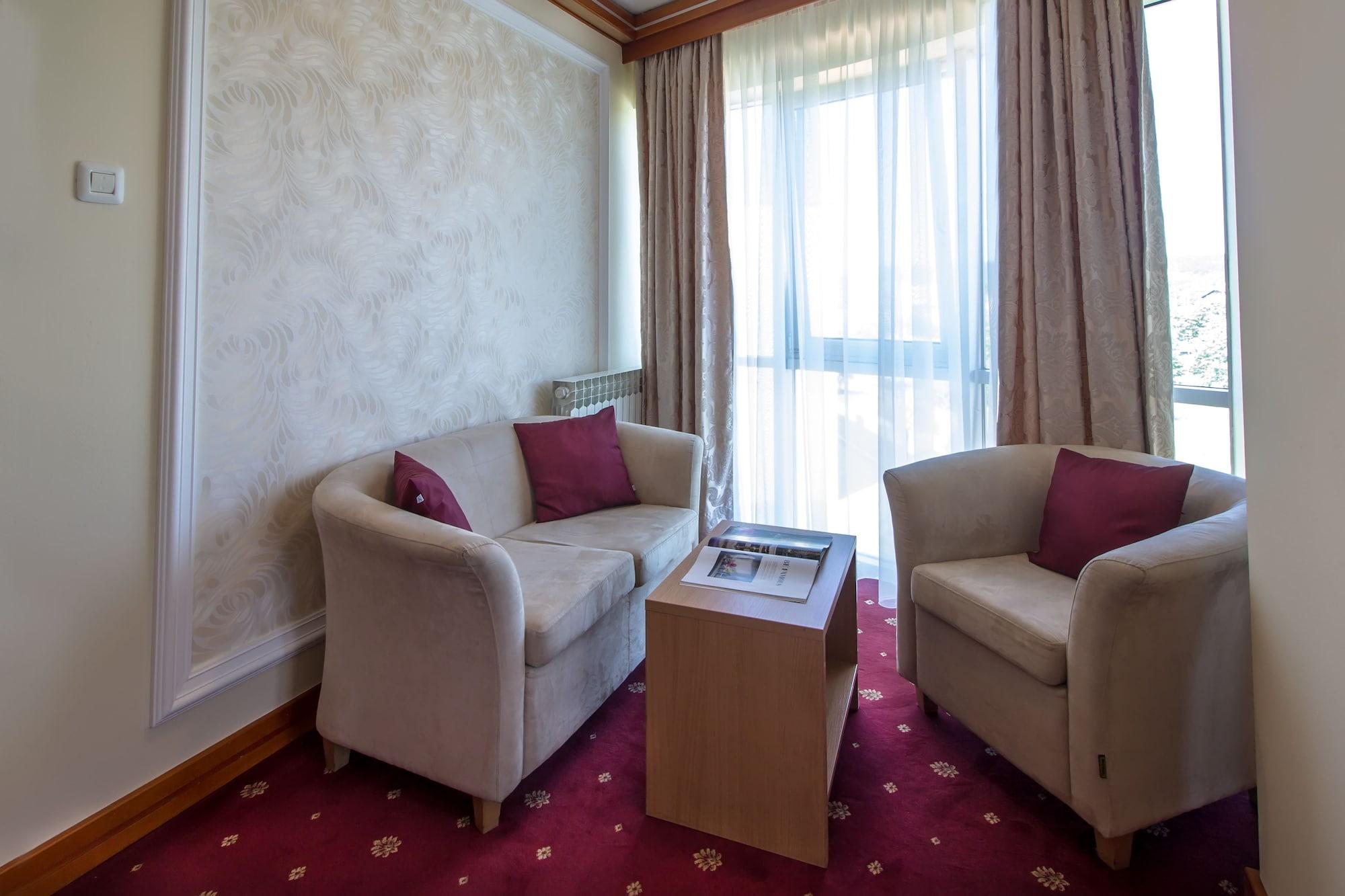 Hotel Cezar 바냐루카 외부 사진