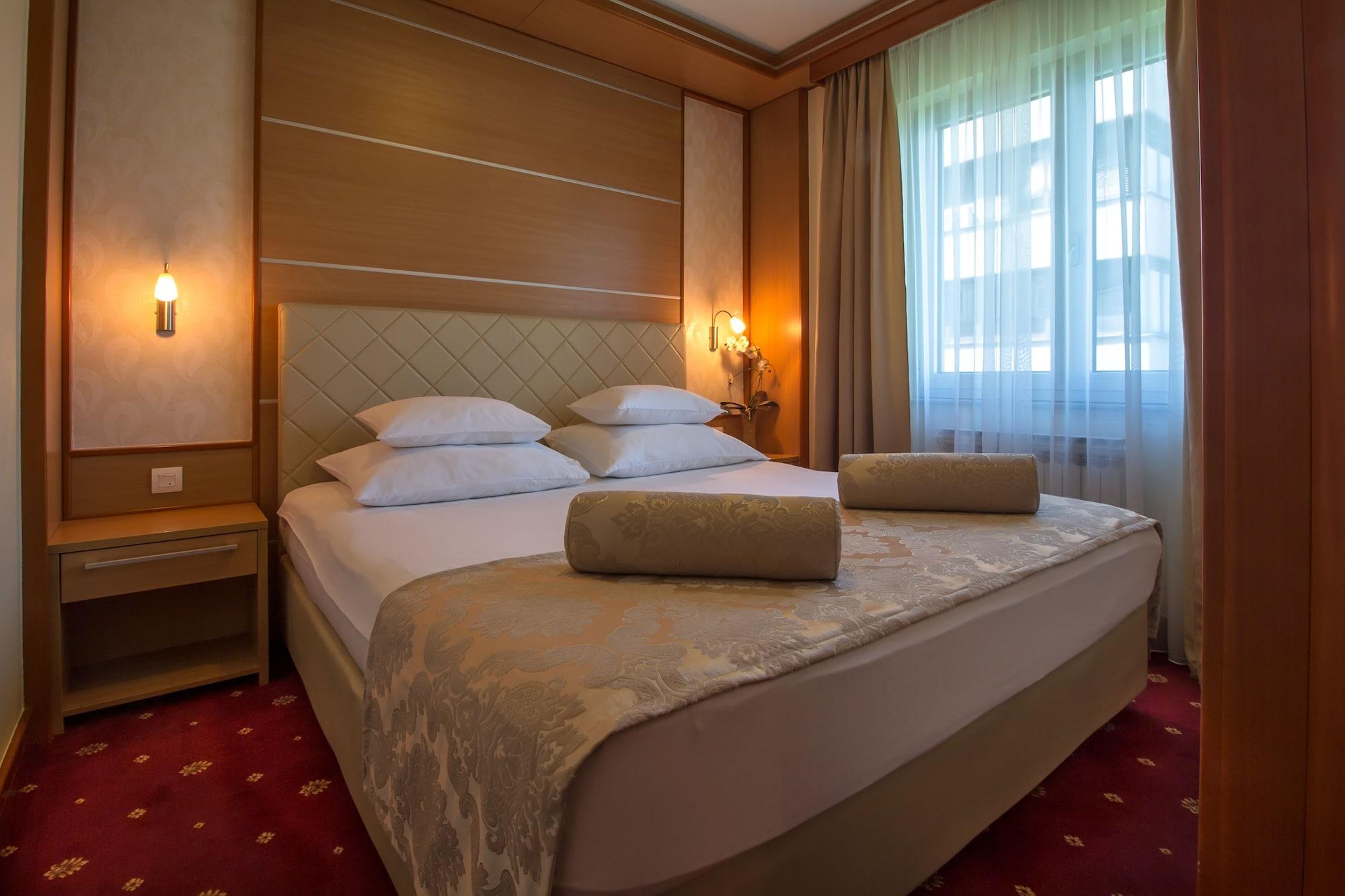 Hotel Cezar 바냐루카 외부 사진
