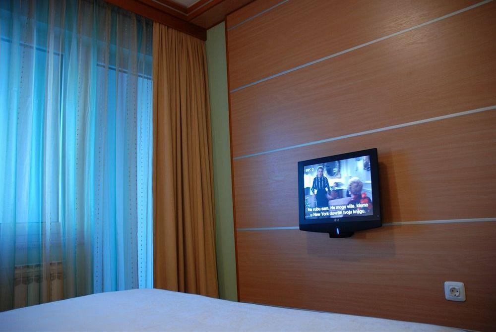 Hotel Cezar 바냐루카 외부 사진