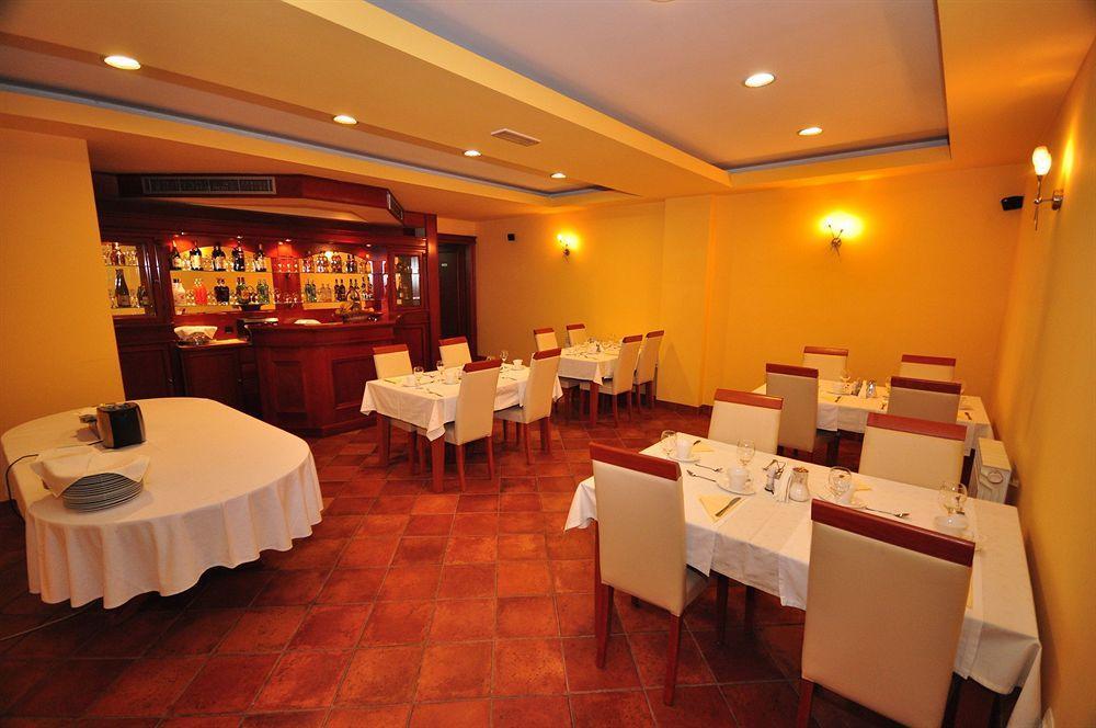 Hotel Cezar 바냐루카 외부 사진
