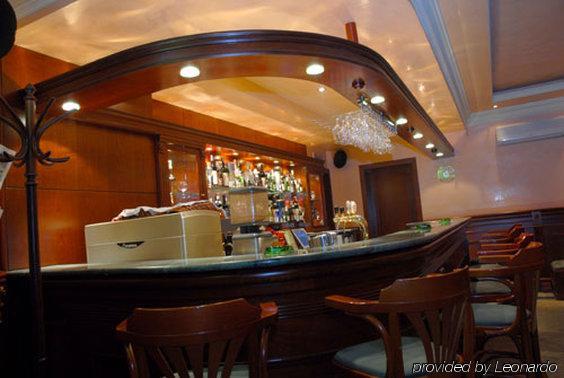 Hotel Cezar 바냐루카 레스토랑 사진