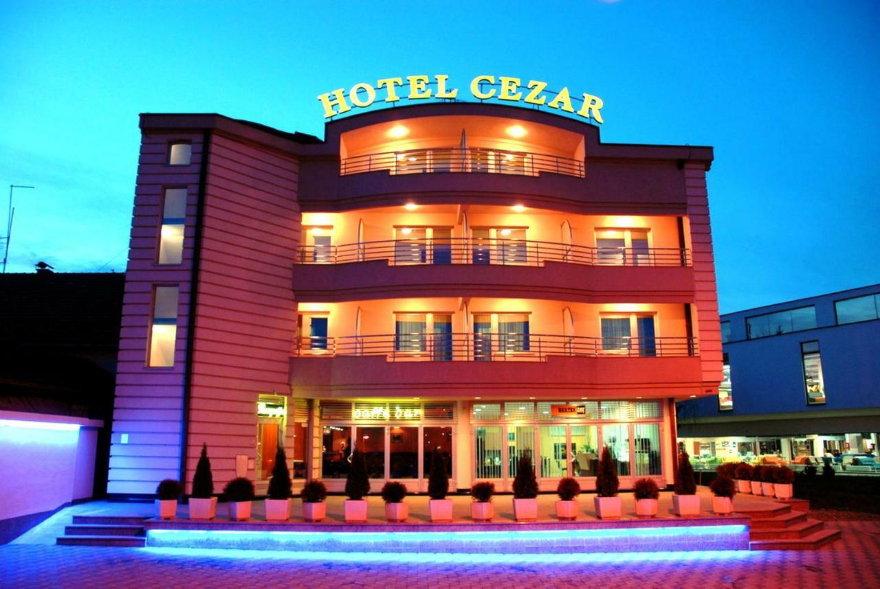 Hotel Cezar 바냐루카 외부 사진